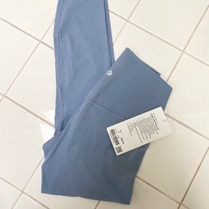 NWT Lululemon Align 25”